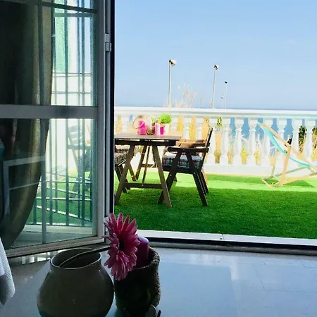 La Perla Beachfront *
