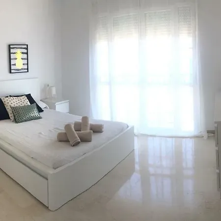 La Perla Beachfront Benalmádena